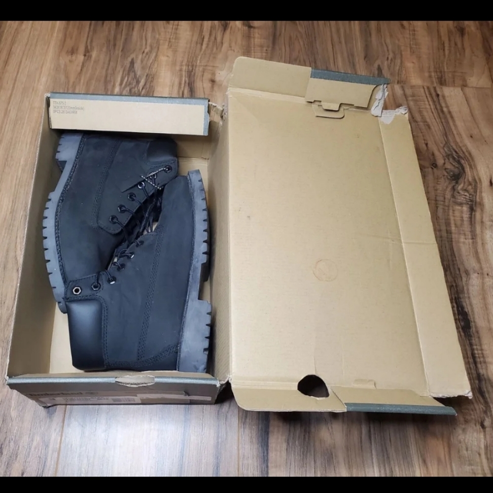 Timberland boots - Picture 3 of 11